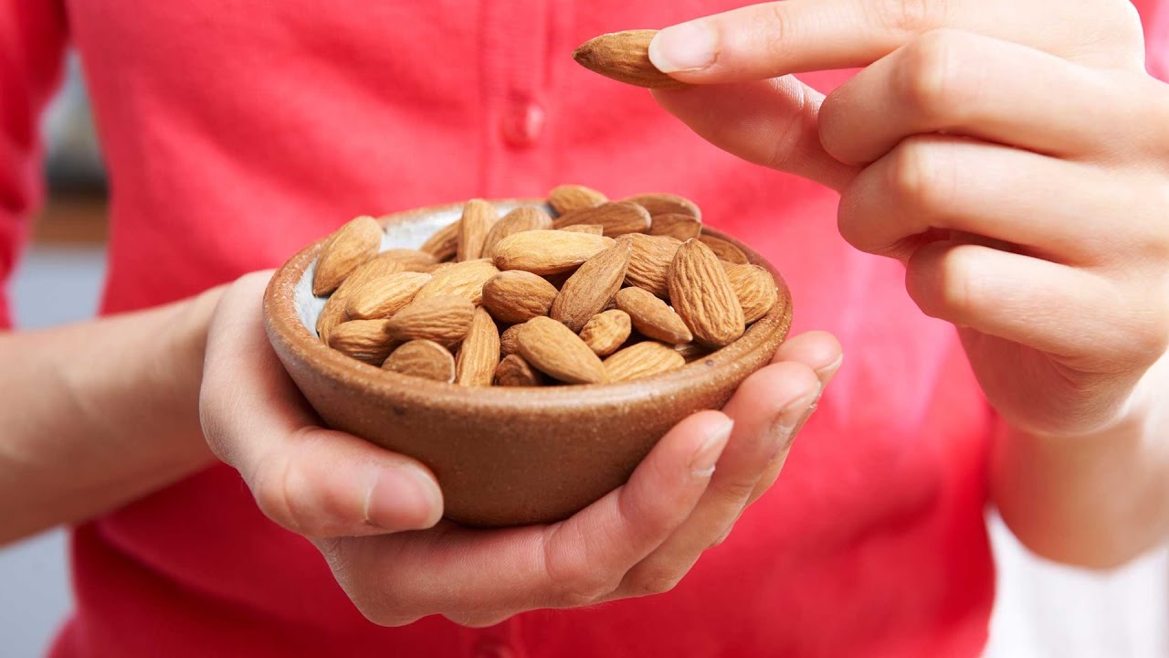 Aphrodisiac food almonds